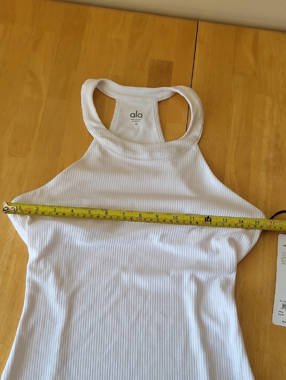 ALO Yoga Ribbed Insight Tank - Picture 6 of 12